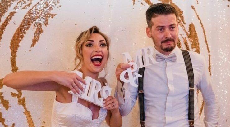 Κρίστυ Παπαδοπούλου: Το άλμπουμ από τις καλοκαιρινές διακοπές με τον σύζυγό της [εικόνες]