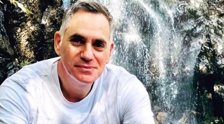 Νικόλας Παπαδόπουλος: Σε ρόλο φωτογράφου για χάρη των παιδιών του και της συζύγου του στο Παρίσι [εικόνες]