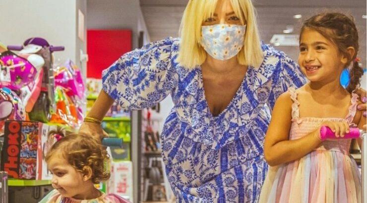 Άντρη Καραντώνη: Η δραστηριότητα που απολαμβάνουν να κάνουν μαζί οι κόρες της [εικόνα]