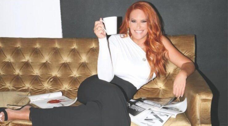 Σίσσυ Χρηστίδου: Έκλεισε τα 42 με ένα οικογενειακό και φιλικό πάρτι! [εικόνες]