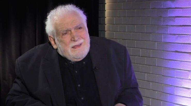 Κώστας Καζάκος: Δωρίζει το σώμα του στην Ιατρική Σχολή Αθηνών 