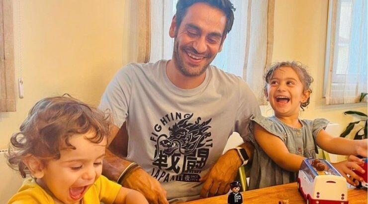 Ανδρέας Τσέλεπος:  Η matchy – matchy εμφάνιση με τα δύο του παιδιά [εικόνες]