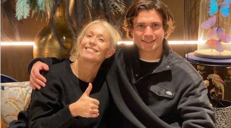 Ο ρόλος που έχει ο γιος της Μαρίας Μπακοδήμου στο “Love Island” [εικόνες]