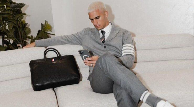 Πιέρος Σωτηρίου: Αγκαλιά με τους γιους του στους δρόμους της Ιαπωνίας [εικόνα]