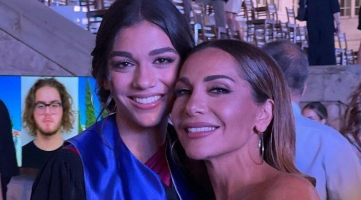 Δέσποινα Βανδή - Μελίνα Νικολαίδη: Μαζί για pilates, εξουθενωμένες [εικόνα] 