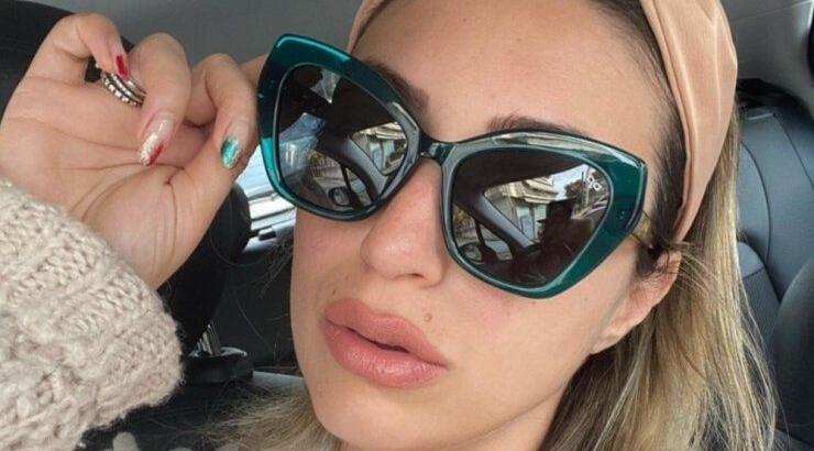 Η εγκυμονούσα Κρίστυ Παπαδοπούλου καταγράφει την χιονοθύελλα έξω από το σπίτι της στην Αθήνα [βίντεο]