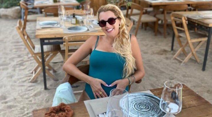 Η Κωνσταντίνα Σπυροπούλου σαραντάρισε και έτσι επέλεξε να περάσει την ημέρα με τον γιο της [εικόνα]