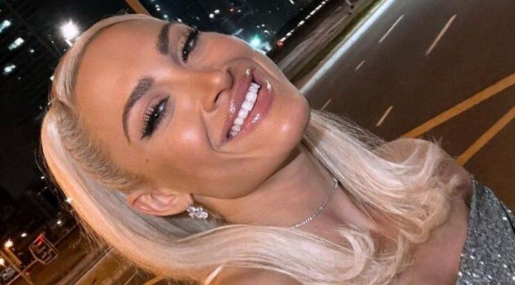 Ιωάννα Τούνη: Μας έδειξε το σώμα της 35 ημέρες μετά τη γέννηση του γιου της [βίντεο]