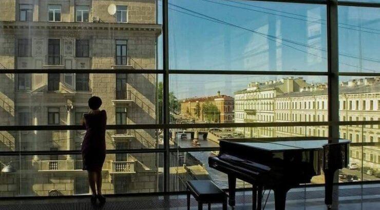 Γιος γνωστής Ελληνίδας τραγουδίστριας έπεσε θύμα ξυλοδαρμού - "Τον σάπισαν στο ξύλο"