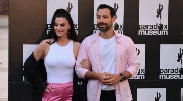 Χριστίνα Μπόμπα: "Tσάκωσε" την προσπάθεια του Σάκη Τανιμανίδη να κοιμίσει την κορούλα τους [βίντεο]