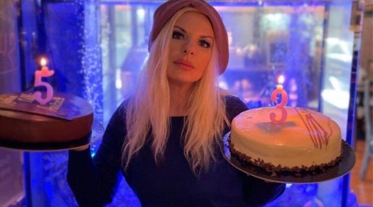 Αννίτα Πάνια: Μαζί με τον Νίκο Καρβέλα και τον γιο τους γιόρτασε τα γενέθλιά της [εικόνες]