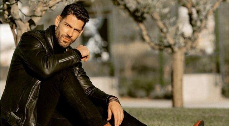 Γιάννης Σπαλιάρας: Έκανε το επόμενο βήμα στη σχέση του [βίντεο]