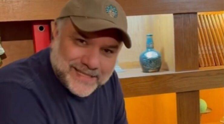 Γρηγόρης Αρναούτογλου "Θα ήθελα να γεννηθώ γυναίκα" [βίντεο]