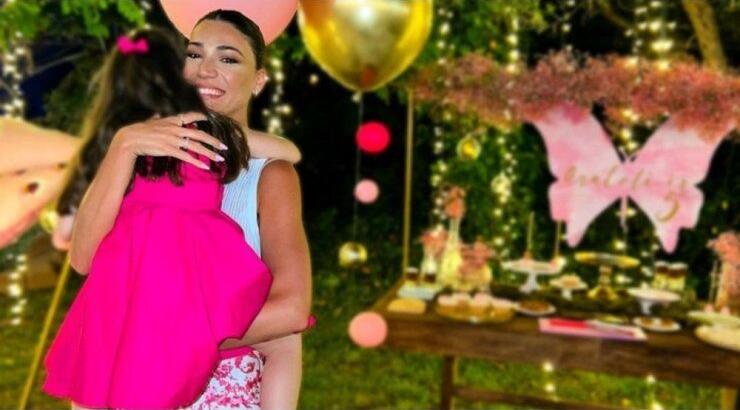 Ήβη Αδάμου: Η καλλιτεχνική κλίση που έχει αναπτύξει η κόρη της [εικόνα] 