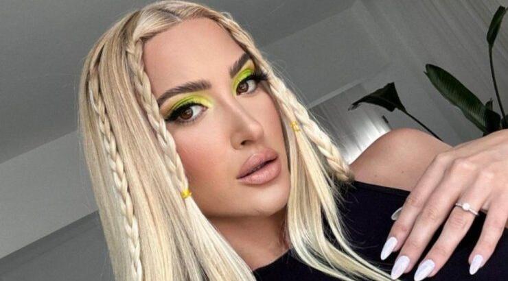 Ιωάννα Τούνη: Ξεσπά στα αρνητικά σχόλια για τον δημόσιο θηλασμό - "Κάψτε με στην πλατεία" [εικόνα & βίντεο]