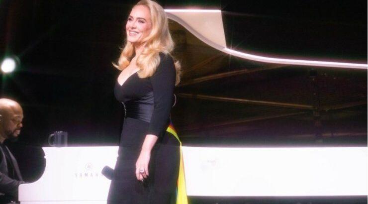 Adele: Διέκοψε τη ροή της συναυλίας της - "Θα σας σκοτώσω" - Τι συνέβη; [βίντεο]