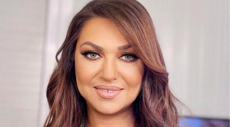 Viral η Καίτη Γαρμπή: Τραγούδησε το "Madame" σε συναυλία της [βίντεο]