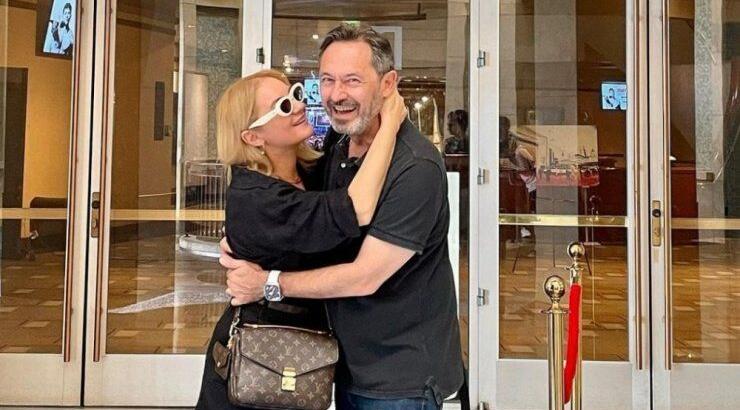 Αχιλλέας Γραμματικόπουλος: Το πάρτι για τα 59α γενέθλιά του - Η στιγμή που σβήνει την τούρτα του [βίντεο]