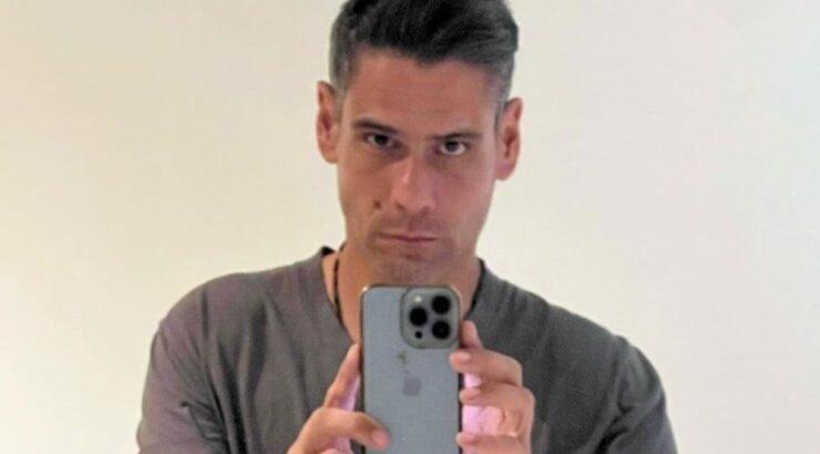 Δημήτρης Ουγγαρέζος: "Έβγαινα από το μπάνιο και ντρεπόμουν να με κοιτάξω στον καθρέφτη"