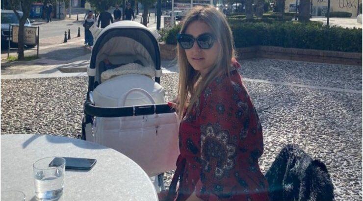 Κρίστυ Παπαδοπούλου: Τα παιχνίδια του γιου της μέσα στη νυχτά στο κρεβατάκι του [βίντεο]