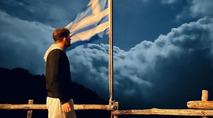 Σε θανατηφόρο τροχαίο ενεπλάκη γνωστός Έλληνας νεαρός τραγουδιστής [βίντεο]