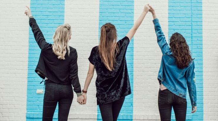 5 σημάδια που δείχνουν ότι έχεις αληθινούς φίλους