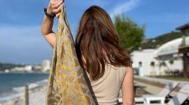 Ελληνίδα ηθοποιός: "Αισθάνομαι τόσο κουρασμένη που θα ήθελα να έχω έναν 80αρη δίπλα μου"