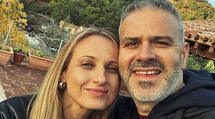 Η τρυφερή αφιέρωση του Λούη Πατσαλίδη προς τη σύζυγό του: "Κράτα με να σε κρατώ" [εικόνα]