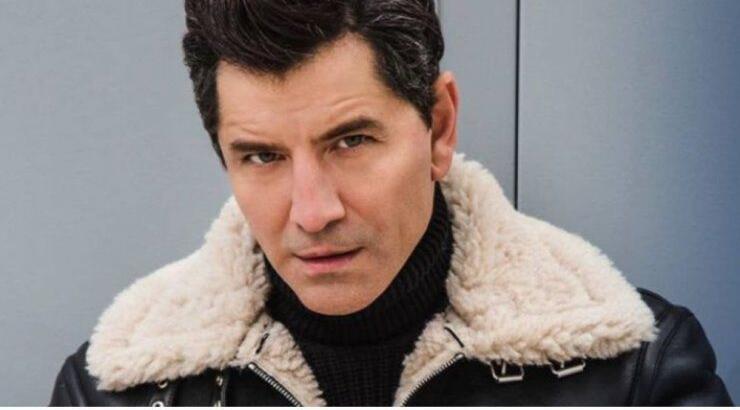 Σάκης Ρουβάς: “Εγώ τον Δημήτρη Λιγνάδη τον αγάπησα -  Όταν έσκασε αυτή η βόμβα, έπεσα από τα σύννεφα" [εικόνα & βίντεο]