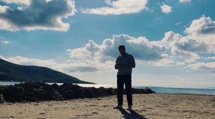 Γνωστός Έλληνας ηθοποιός αποκαλύπτει: "Με έχουν απορρίψει από ρόλο επειδή έχω πολύ σεξαπίλ" [βίντεο]