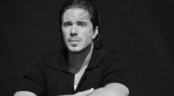 Νίκος Οικονομόπουλος: "Έχει τύχει να βγω με θαυμάστρια και θα το ξανακάνω αν..." [βίντεο]