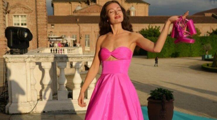 "Eurovision": Η 101 ετών γιαγιά της Αμάντα, της εύχεται καλή επιτυχία στον αποψινό ημιτελικό! [βίντεο]