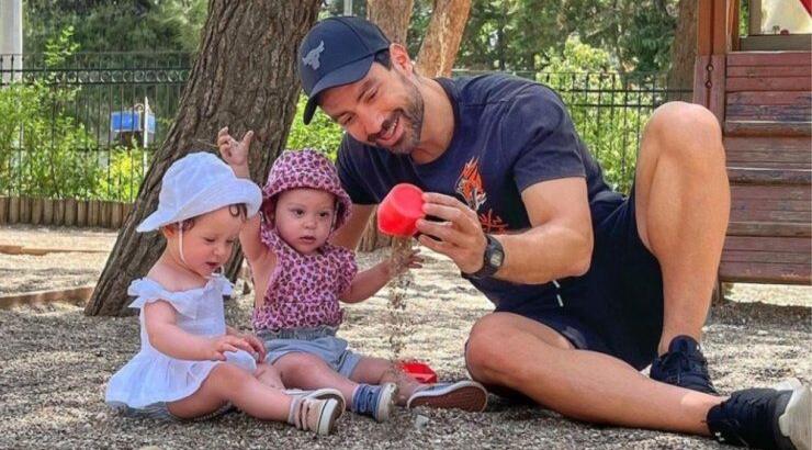 Ο Σάκης Τανιμανίδης έκανε την αποκάλυψη για τις δίδυμες: "Δυστυχώς τα κορίτσια μου..." 