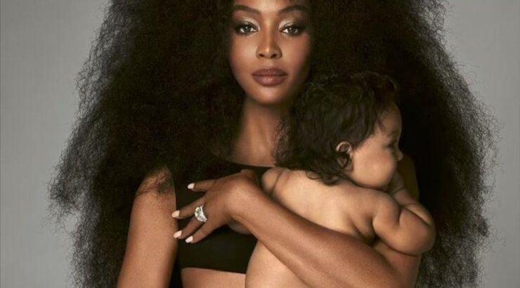 Naomi Campbell: Το νέο post στο instagram αγκαλιά με την κορούλα της είναι αξιολάτρευτο