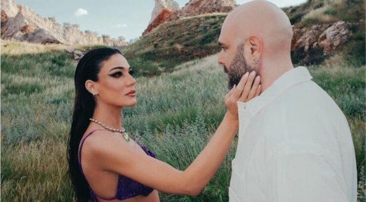 Ήβη Αδάμου - Μιχάλης Κουϊνέλης: Η selfie σε γάμο με Ρουβά - Ζυγούλη [εικόνα] 