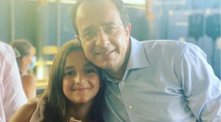 Νίκος Χριστοδουλίδης: Οι αναρτήσεις με ευχές από τις κόρες του για τα γενέθλια και την ονομαστική εορτή του