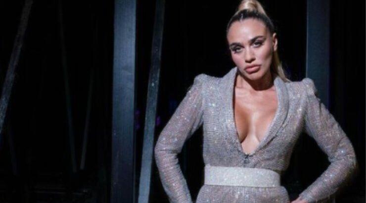 Κόνυ Μεταξά: Η εικόνα με το νυφικό στην τελευταία της πρόβα πριν τον γάμο