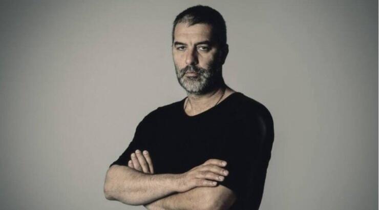 Βασίλης Μπισμπίκης: Φωτογραφίζει σε μια σπάνια στιγμή τον γιο του [εικόνα]