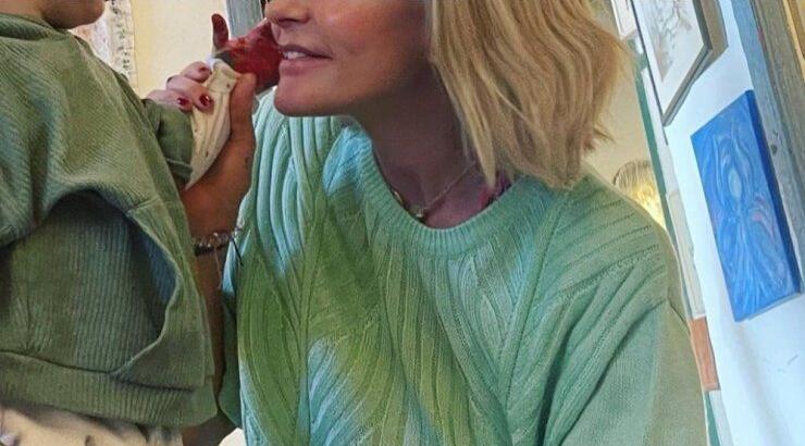 Τζένη Μπαλατσινού: Η καλοκαιρινή εικόνα του γιου της, Παναγιώτη - Αντώνιου που ξετρέλανε τους followers της