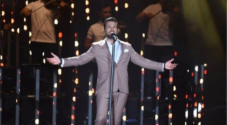 Νίκος Βέρτης: "Συνήθως κάθε φορά που λένε ότι έχω σχέση είμαι ελεύθερος"