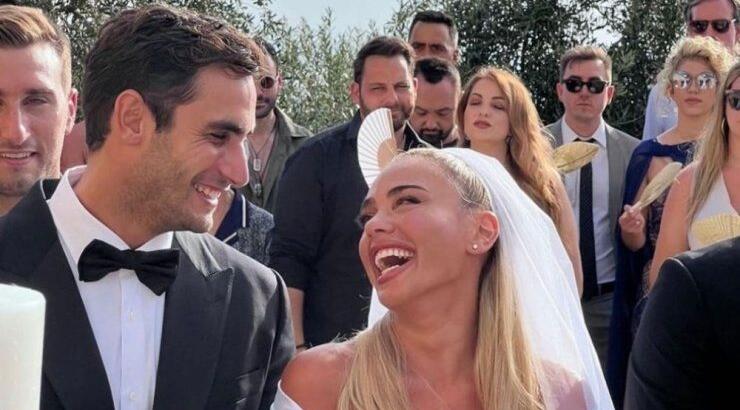 Κόνυ Μεταξά: Το φωτογραφικό άλμπουμ του γάμου της που δημοσίευσε [εικόνες]