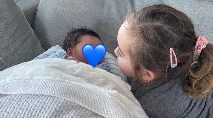 Κρίστη Αγαπίου: Τα πρωινά παιχνίδια των παιδιών της που κατέγραψε [βίντεο]