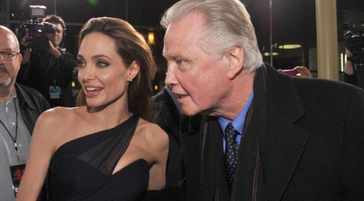 Angelina Jolie: Στην Αθήνα για σουβλάκια ο πατέρας της [εικόνες]