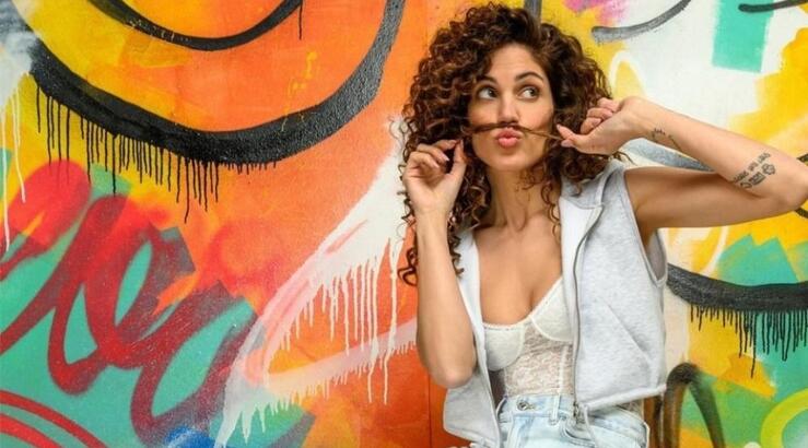 Μαίρη Συνατσάκη: Ξεκαθαρίζει αν είναι έγκυος για δεύτερη φορά [εικόνες]