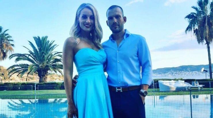 "Έλιωσε" η Ελεονώρα Μελέτη με την εμφάνιση του συζύγου της στην εκπομπή της [βίντεο]