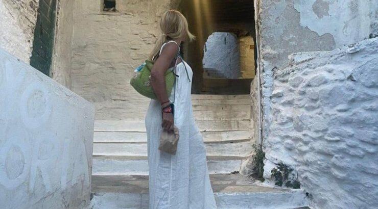 Επώνυμη Ελληνίδα εξομολογείται: "Τάιζα πολύ τους συντρόφους μου για να τους παχύνω γιατί ζήλευα" [βίντεο]