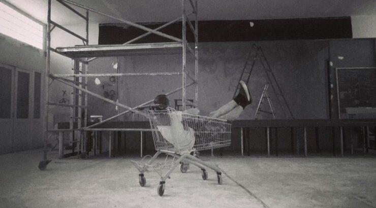 Έλληνας ηθοποιός μιλάει για τον ρατσισμό που δεχόταν επειδή έκανε μπαλέτο [βίντεο]