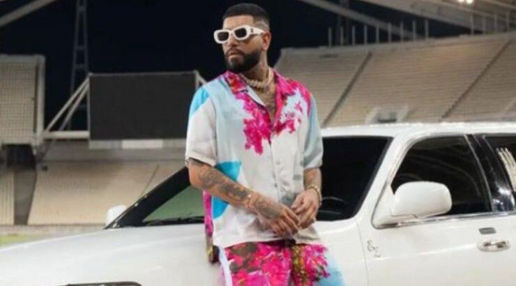 Επώνυμη Ελληνίδα αποκάλεσε δημόσια τον Snik, "τσογλάνι" [εικόνες]