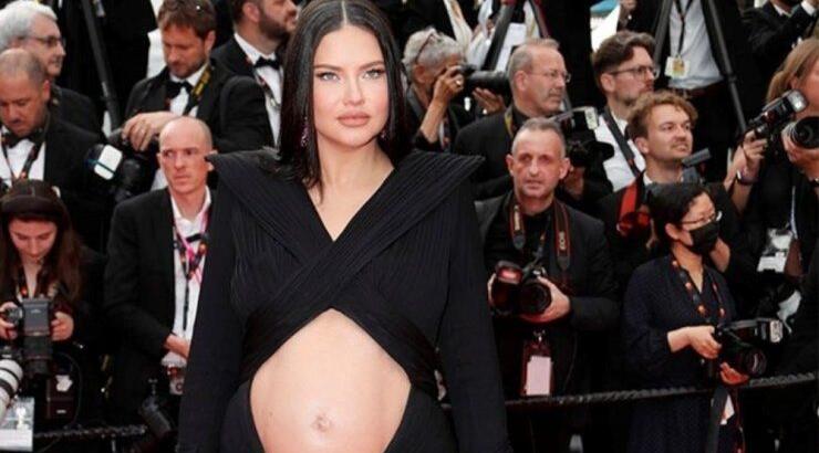 Adriana Lima: Δείχνει τη φουσκωμένη της κοιλίτσα στο red carpet των Καννών 2022