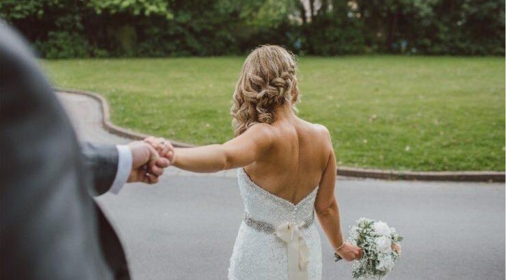 Πτήση αναχώρησε για Κύπρο χωρίς τη νύφη και τον γαμπρό -"Έκλαιγε υστερικά" 